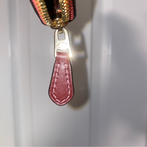 Coach Wallet - Picture 5 of 5